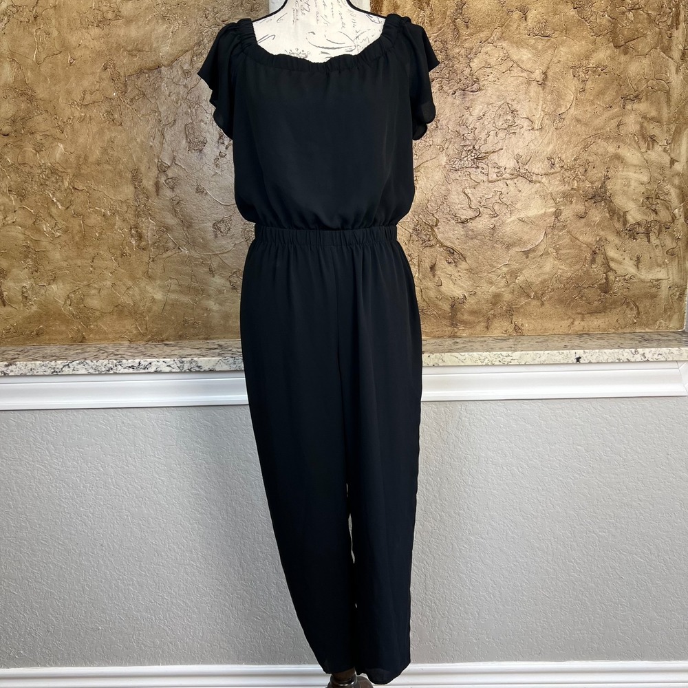 Express Jumpsuit Womens Medium Tapered Leg Off Shoulder Elastic Waist‎ Black